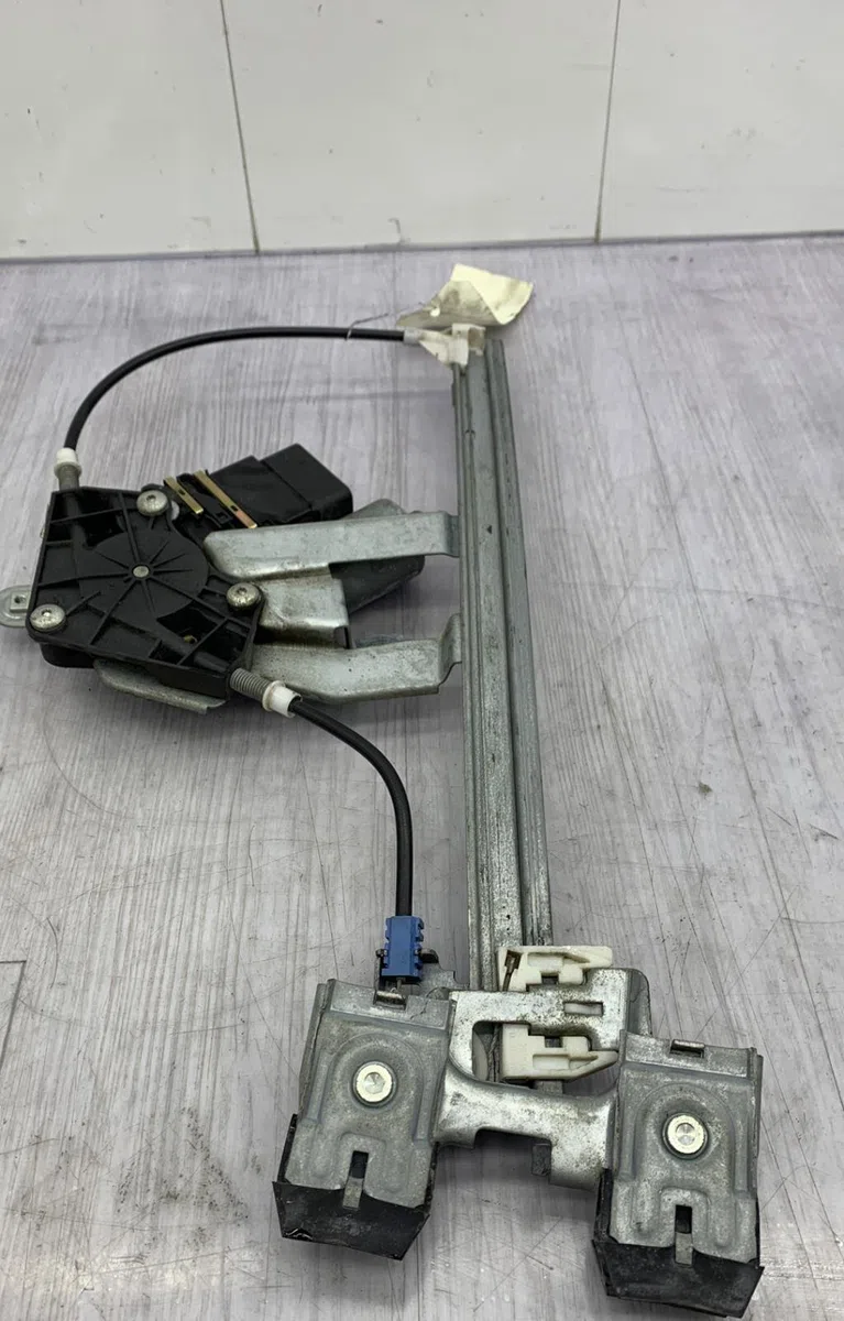 Mecanismemoteur leve-glace porte coulissante d SKODA OCTAVIA 1 PHASE 1 occasion