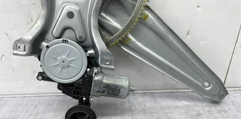 Mecanismemoteur leve-glace porte coulissante d TOYOTA AURIS 1 PHASE 1 occasion