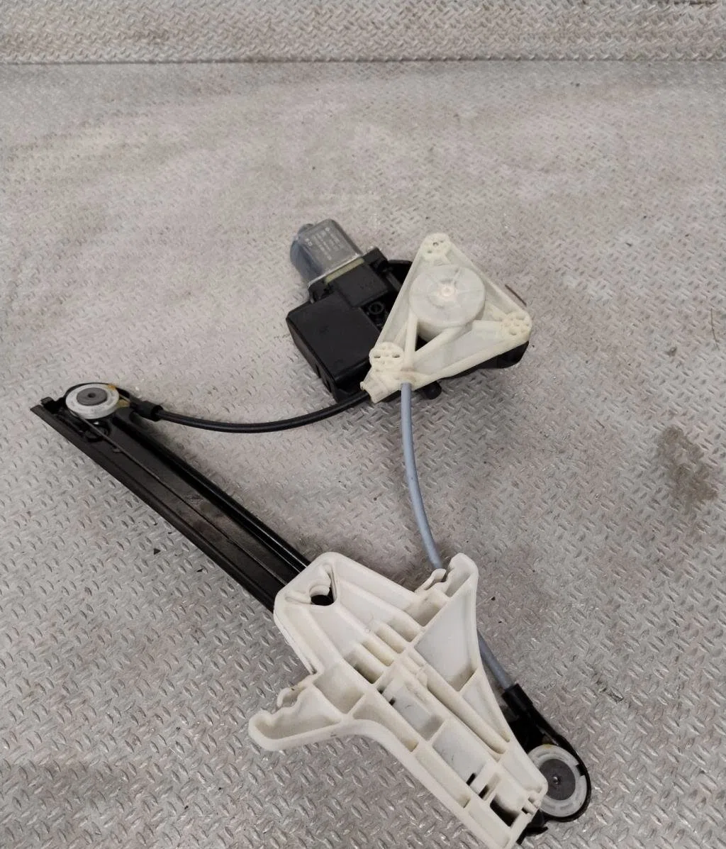 Mecanismemoteur leve-glace porte coulissante d Volkswagen POLO V (6R1, 6C1) 1.0 (2014) occasion