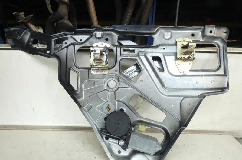 Mecanismemoteur leve-glace porte coulissante g LAND ROVER RANGE ROVER 2 PHASE 1 occasion