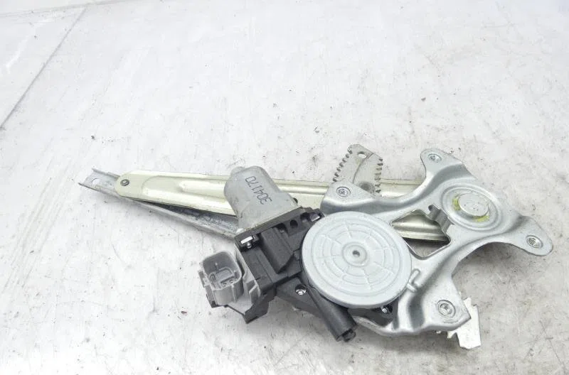 Mecanismemoteur leve-glace porte coulissante g NISSAN JUKE 1 PHASE 1 occasion