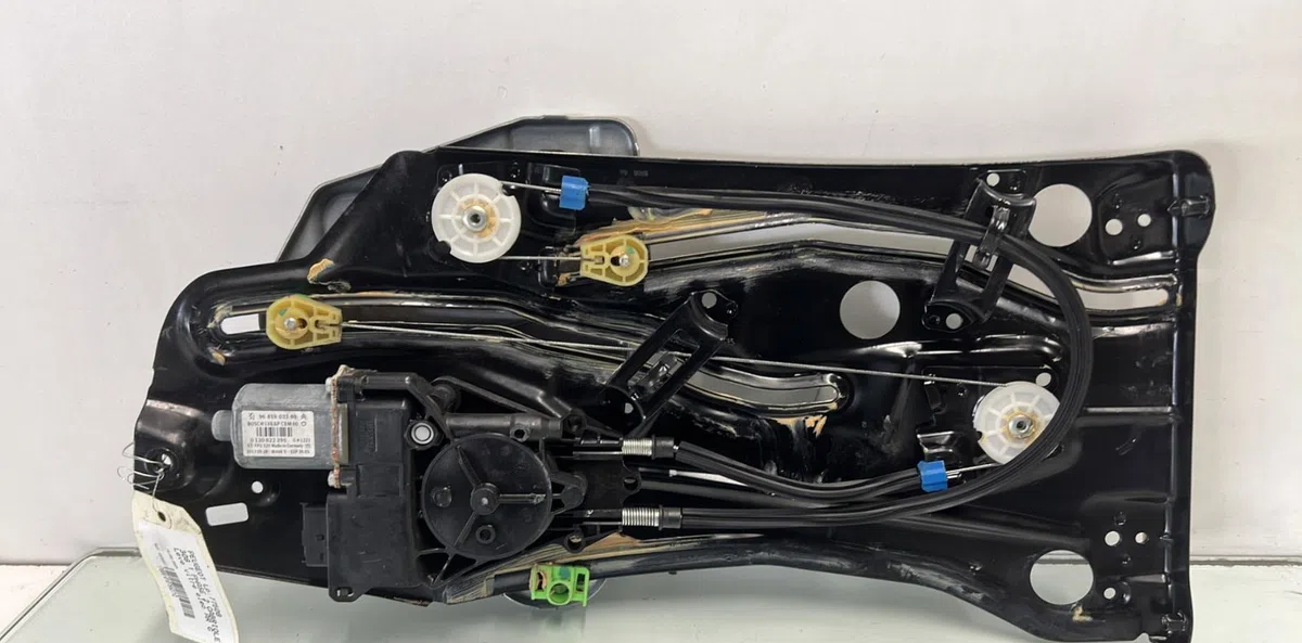 Mecanismemoteur leve-glace porte coulissante g PEUGEOT 308 1 PHASE 2 CABRIOLET occasion