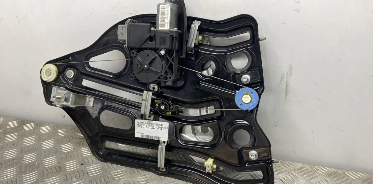 Mecanismemoteur leve-glace porte coulissante g RENAULT MEGANE 3 PHASE 1 CABRIOLET occasion