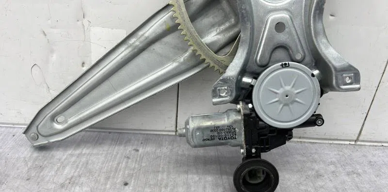 Mecanismemoteur leve-glace porte coulissante g TOYOTA AURIS 1 PHASE 1 occasion