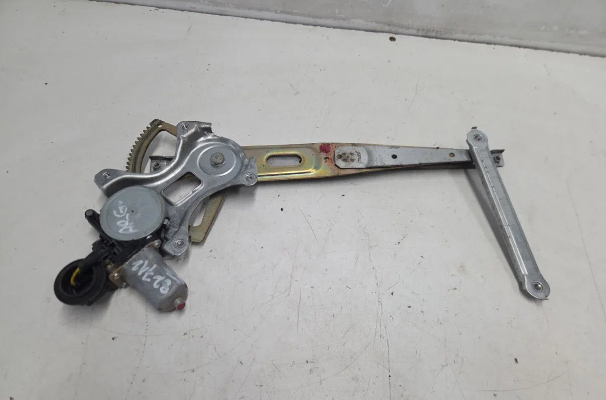 Mecanismemoteur leve-glace porte coulissante g TOYOTA PRIUS 2 occasion