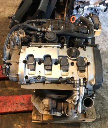 Moteur complet Audi A4 B7 / A6 C6 2.0 TFSI — photo 2
