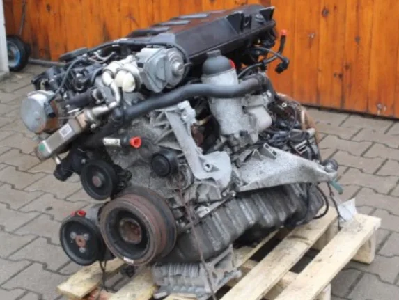 Moteur complet BMW Serie 3 E93 330d 3.0D 231 cv — photo 2