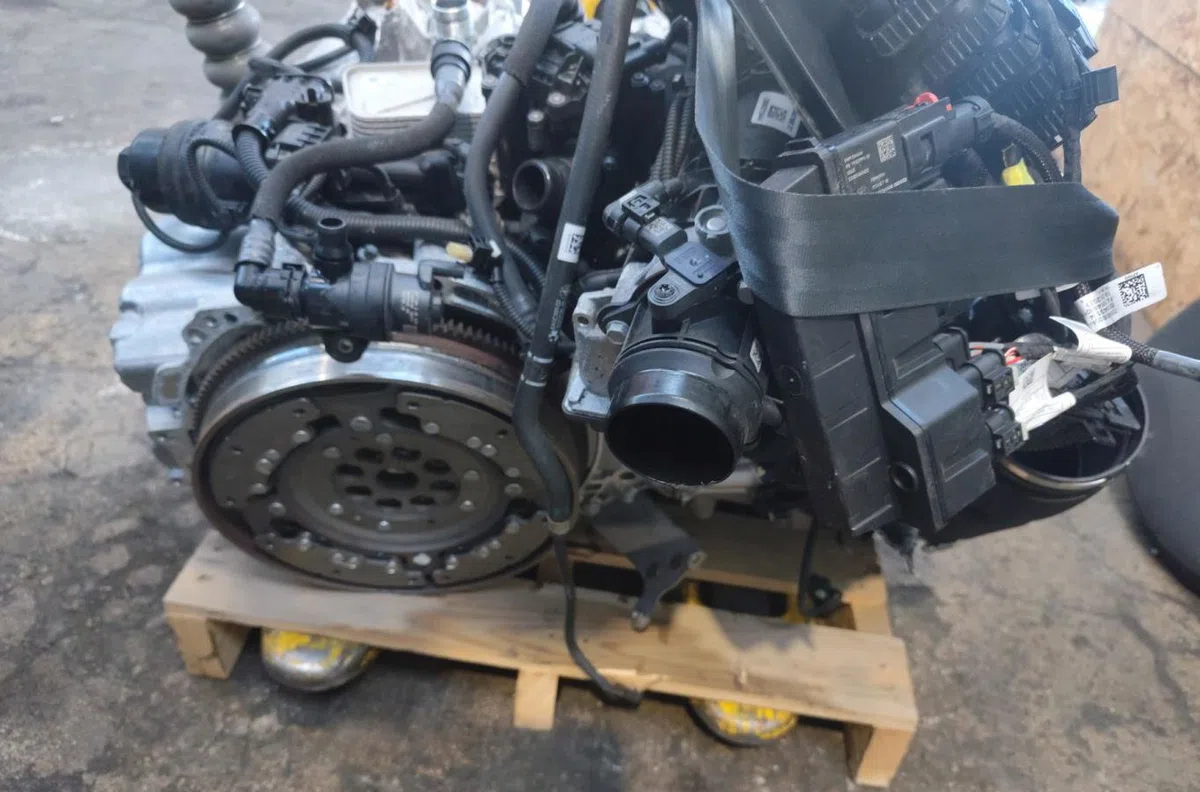 Moteur complet Bmw X1 (U11) Xdrive 25 e plug-in-hybrid (2022) occasion