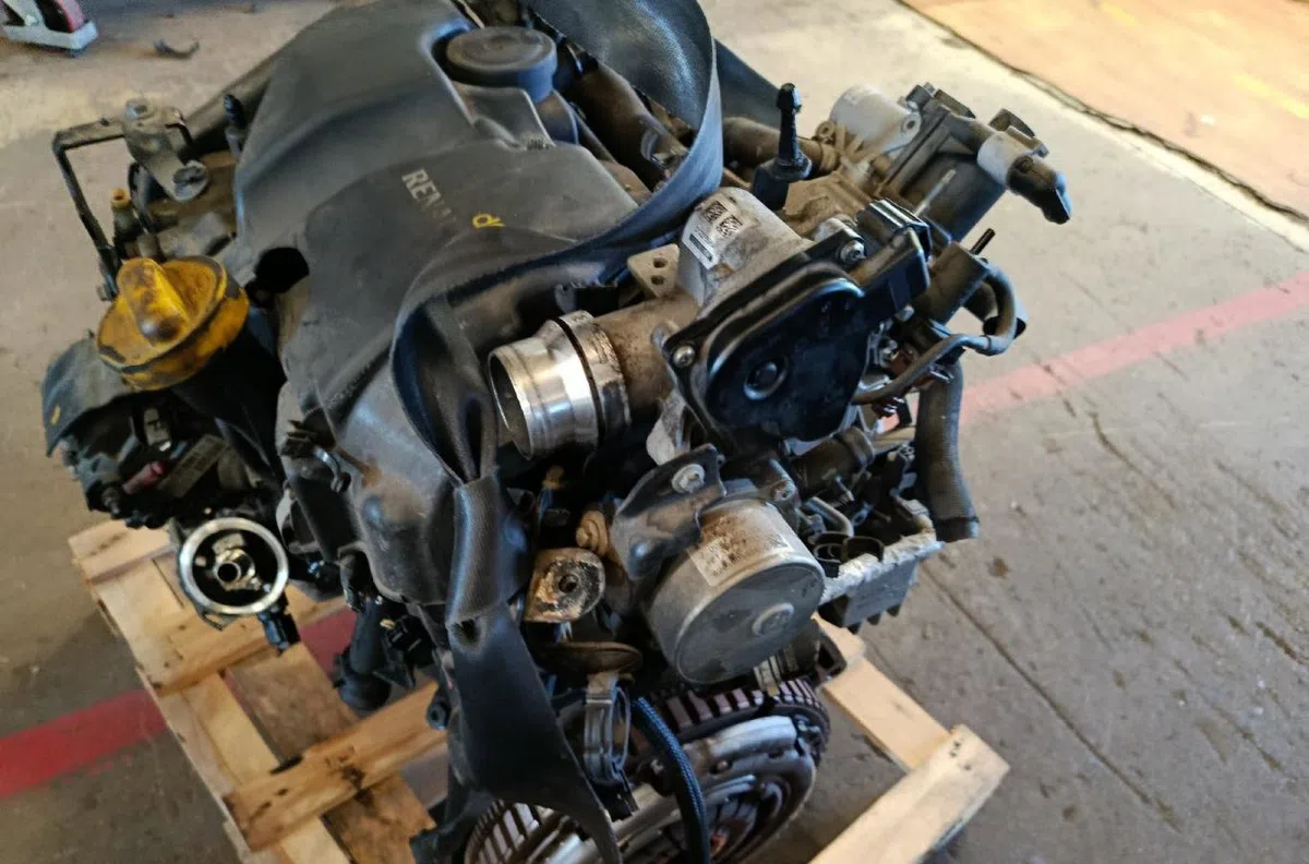 Moteur complet DACIA DUSTER 1 PHASE 1 occasion