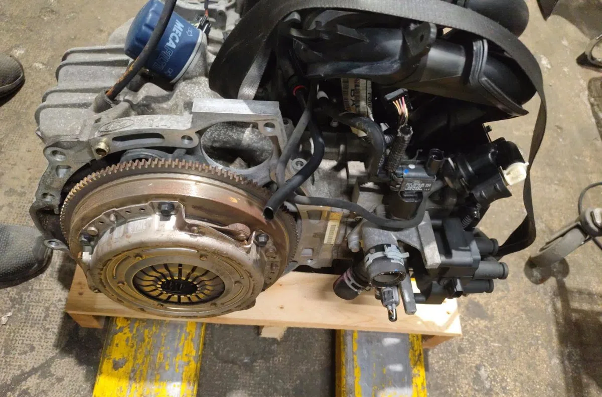 Moteur complet Ford FIESTA V (JH_, JD_) 1.4 16v (2001-2008) 5 portes occasion