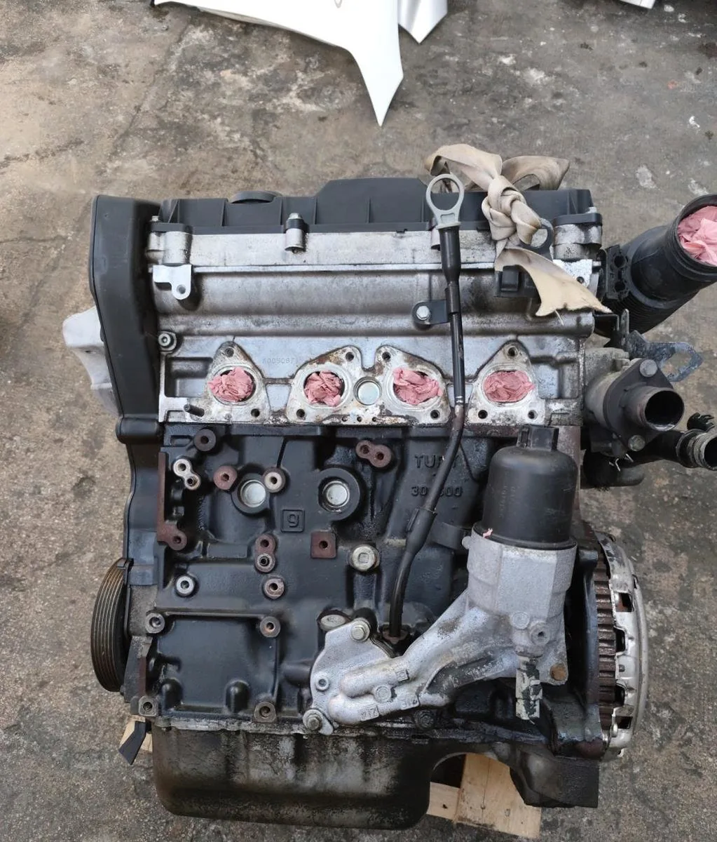 Moteur complet Peugeot 206 3-5 portes (2A-C) 1.6 16v (2000-2009) 3 portes occasion