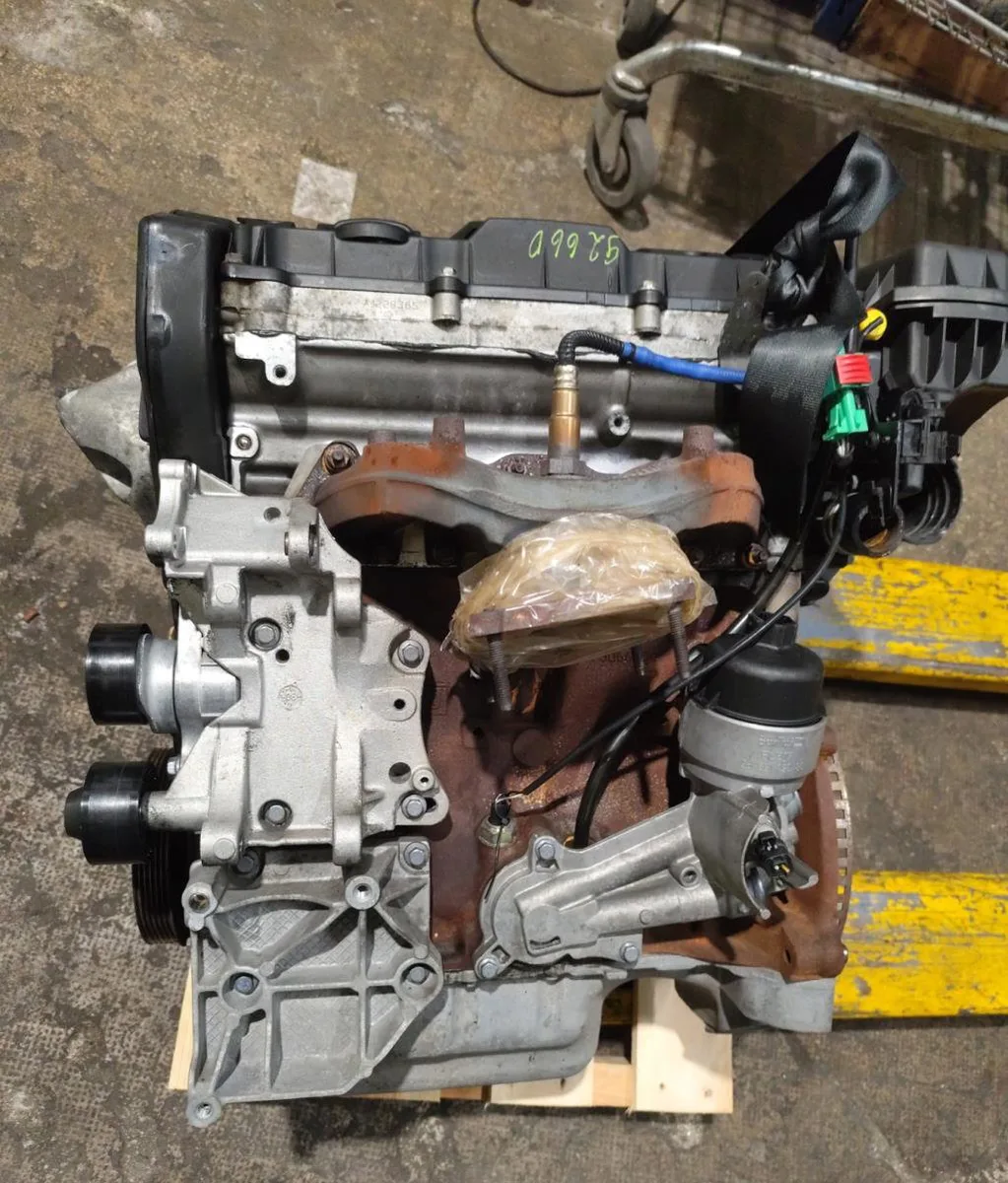 Moteur complet Peugeot 206 3-5 portes (2A-C) 1.6 16v (2000-2009) 3 portes occasion