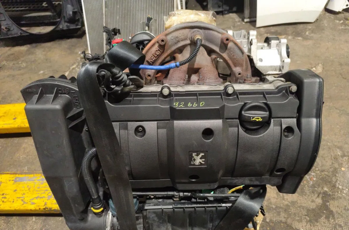 Moteur complet Peugeot 206 3-5 portes (2A-C) 1.6 16v (2000-2009) 3 portes occasion