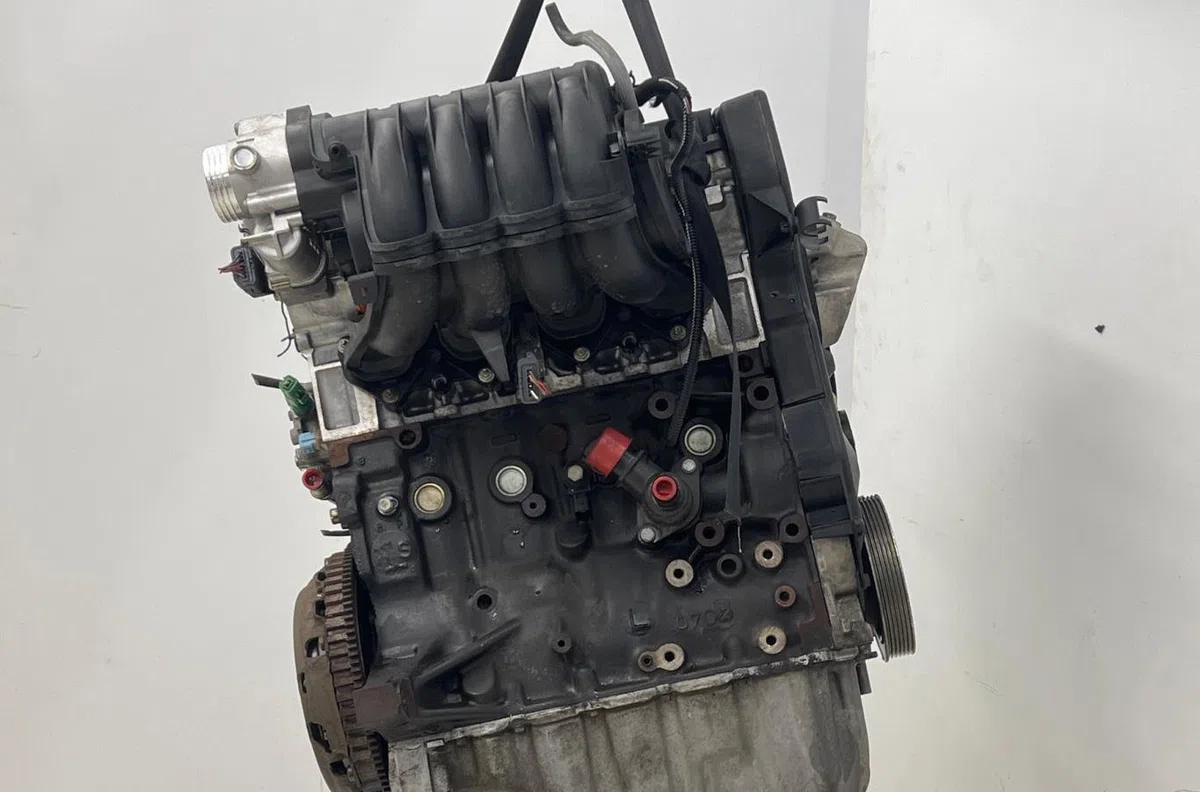 Moteur complet PEUGEOT 206 PHASE 1 occasion