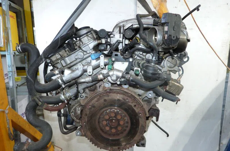 Moteur complet PEUGEOT 607 PHASE 1 occasion