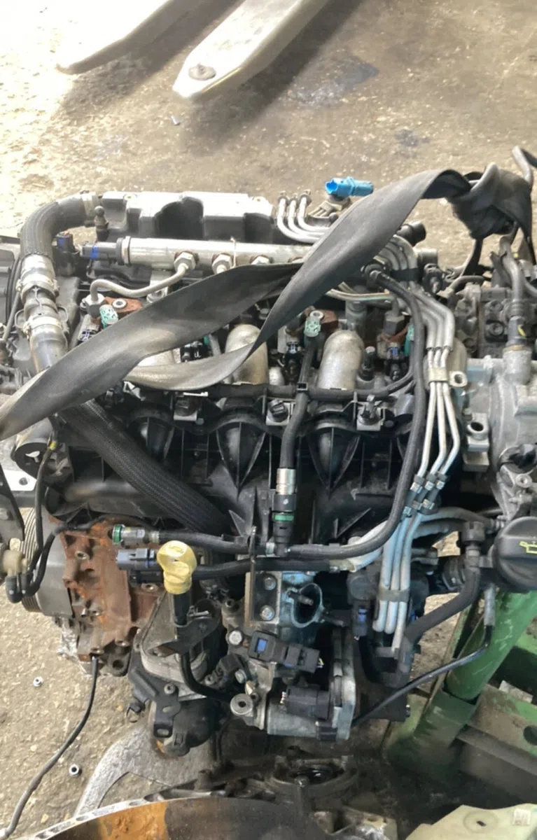 Moteur complet PEUGEOT 607 PHASE 2 occasion
