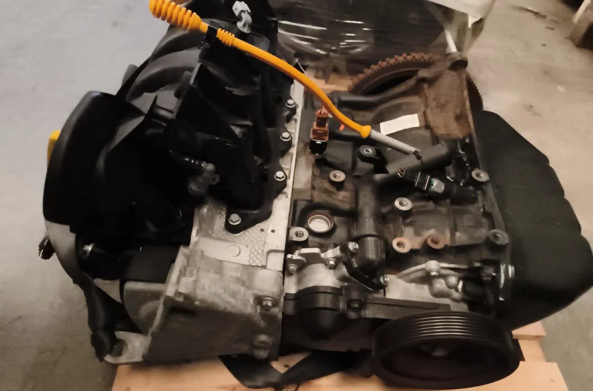 Moteur complet Renault CLIO III (BR0-1, CR0-1) 1.2 16v (br02, br0j, br11, cr02, cr0j, cr11) (2005-2014) 5 portes occasio