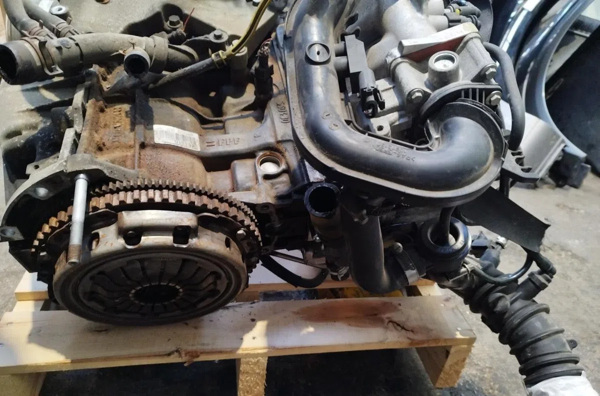 Moteur complet Renault CLIO III (BR0-1, CR0-1) 1.2 16v (br0p, cr0p) (2007-2014) occasion
