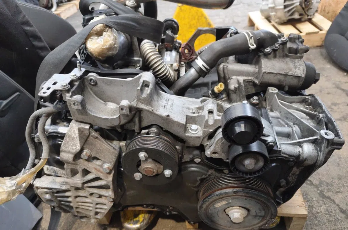 Moteur complet Renault LAGUNA Coupé (DT0-1) 2.0 dci (dt01, dt08, dt09, dt0k, dt12, dt1c, dt1d, dt1m,... (2008-2015) 2 po