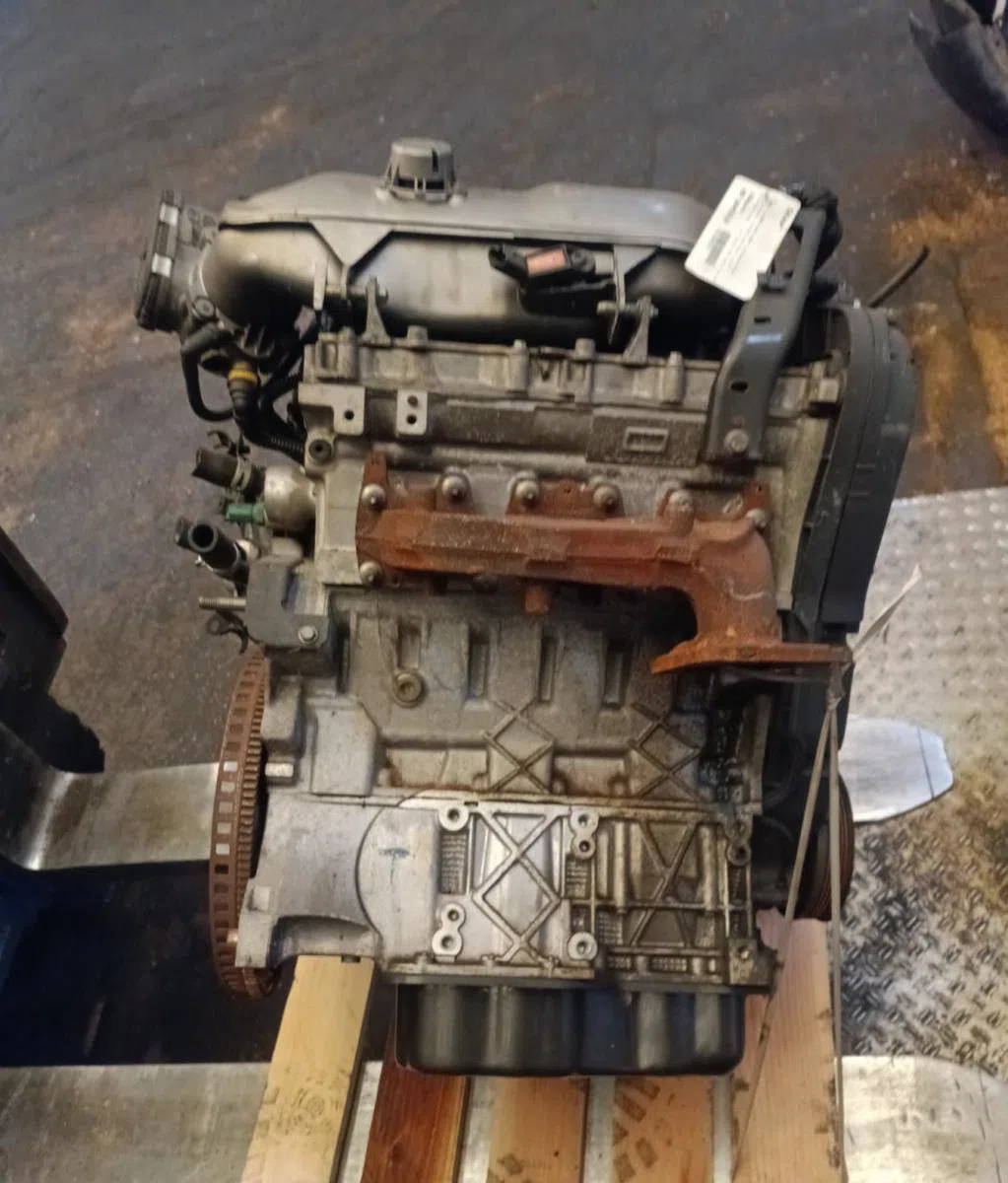 Moteur complet Renault LAGUNA II (BG0-1_) 3.0 v6 24v (bg01, bg02, bg0d, bg0y) (2001-2007) occasion