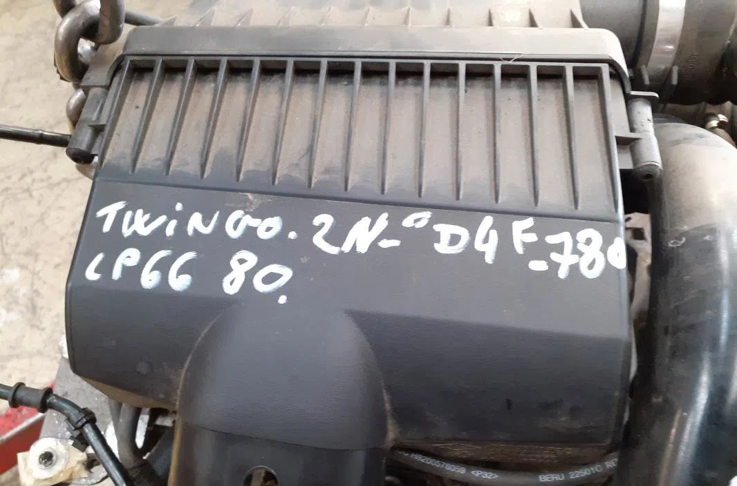 Moteur complet Renault TWINGO II (CN0_) 1.2 turbo (cn0c, cn0f) (2007-2014) occasion