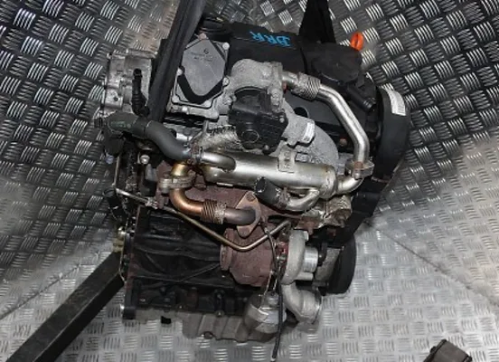 Moteur complet VW Transporter T5 1.9 TDI 85 cv — photo 4