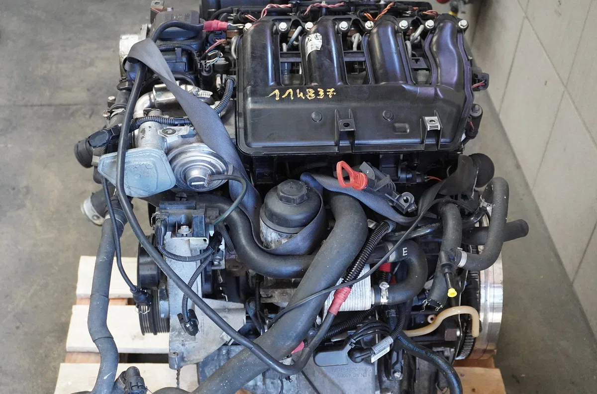 Moteur diesel B.M.W. SERIE 1 I 2005 occasion