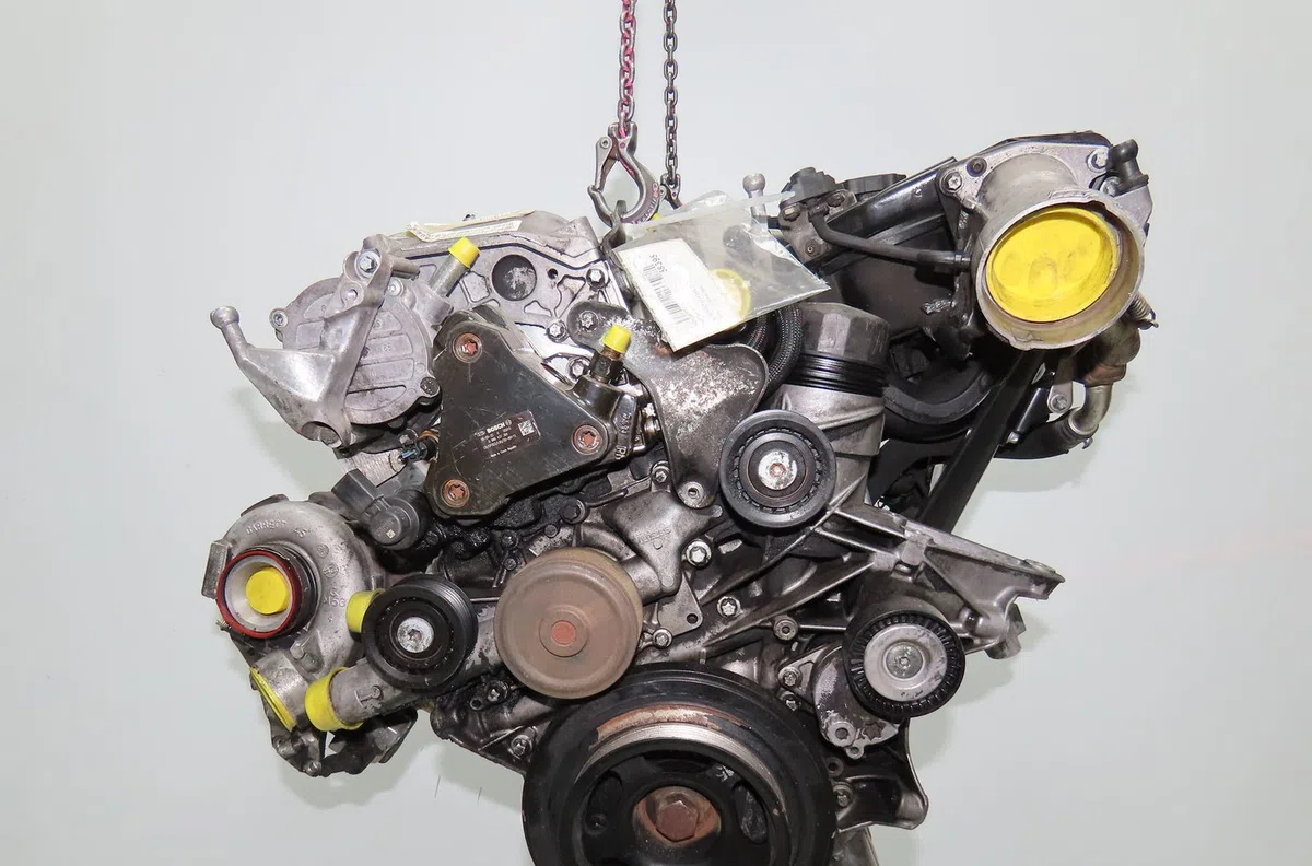 Moteur diesel Mercedes-benz CLASSE C (W203) C 220 cdi (203.008) (2003-2007) occasion