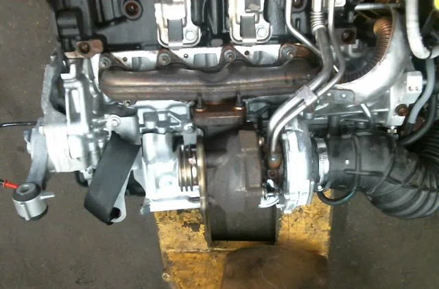 Moteur diesel Renault LAGUNA III Grandtour (KT0-1) 2.0 dci (kt07, kt0j, kt14, kt1a, kt1s) (2007-2015) occasion