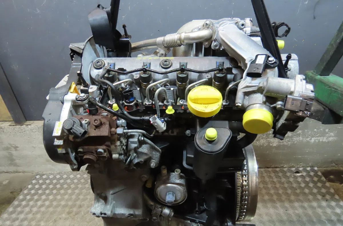 Moteur diesel Renault MEGANE CC (EZ0-1_) 1.9 dci (ez0j, ez1s) (2010) occasion