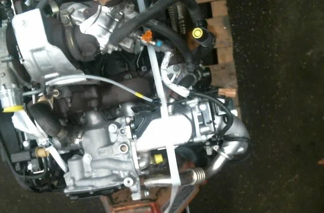 Moteur diesel Renault MEGANE III Coupé (DZ0-1_) 1.9 dci (dz0n, dz0j, dz1j, dz1k) (2008-2015) occasion