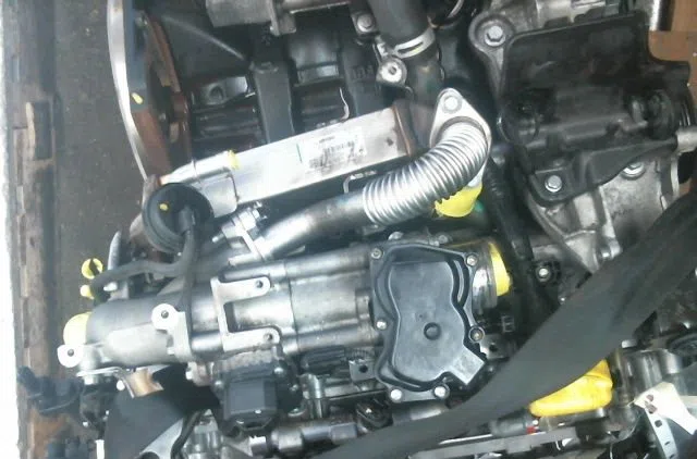 Moteur diesel Renault SCÉNIC III (JZ0-1_) 2.0 dci (jz0y, jz26) (2009) occasion