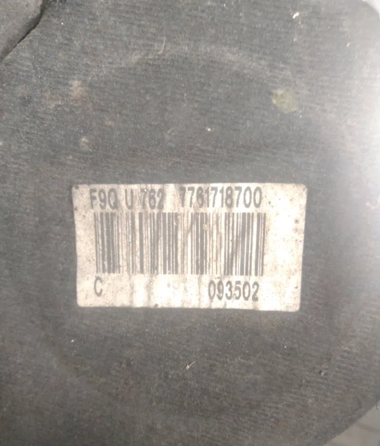 Moteur diesel Renault TRAFIC II Camionnette (FL) 1.9 dci 80 (fl0b) (2001-2006) occasion