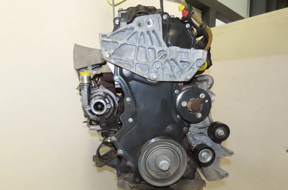 Moteur diesel Renault TRAFIC II Camionnette (FL) 2.0 dci 115 (fl01, fl0u) (2006) occasion