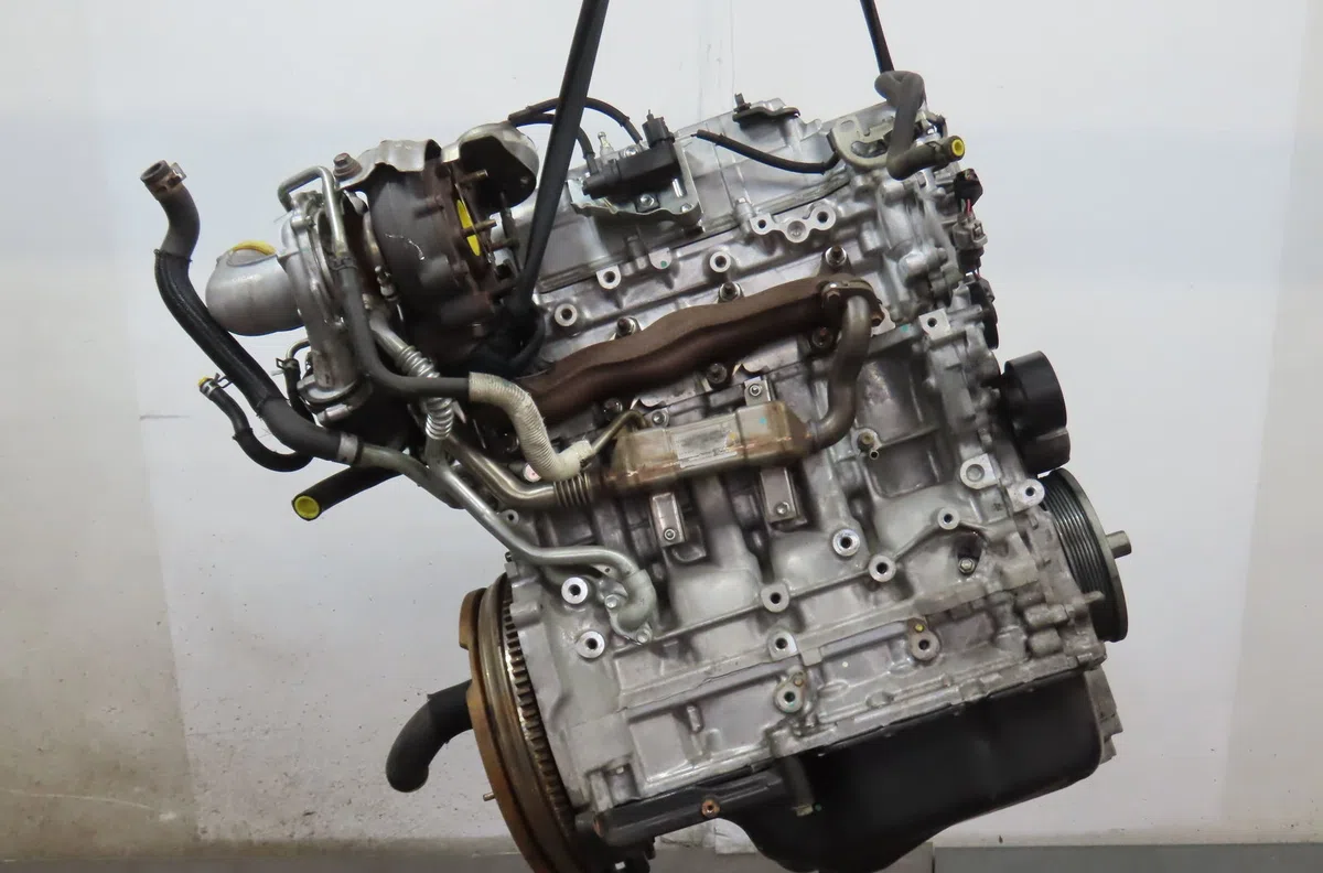 Moteur diesel Toyota AURIS (_E15_) 2.0 d-4d (ade150_) (2006-2012) occasion