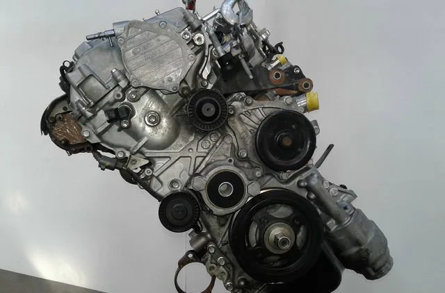 Moteur diesel Toyota AVENSIS (_T25_) 2.0 d-4d (adt250_) (2006-2008) occasion