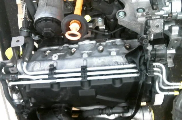 Moteur diesel Volkswagen CADDY III Camionnette-Monospace (2KA, 2KH, 2CA, 2CH) 1.9 tdi (2004-2010) occasion