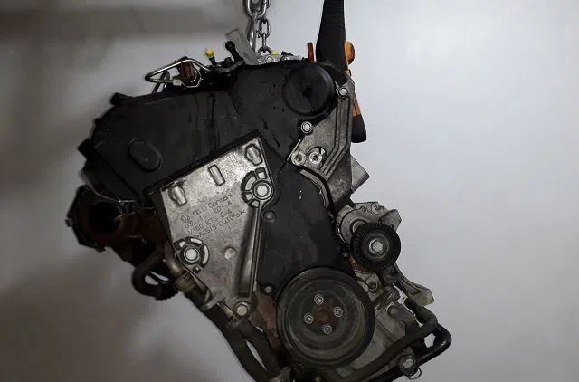 Moteur diesel Volkswagen POLO V (6R1, 6C1) 1.6 tdi (2009) 5 portes occasion