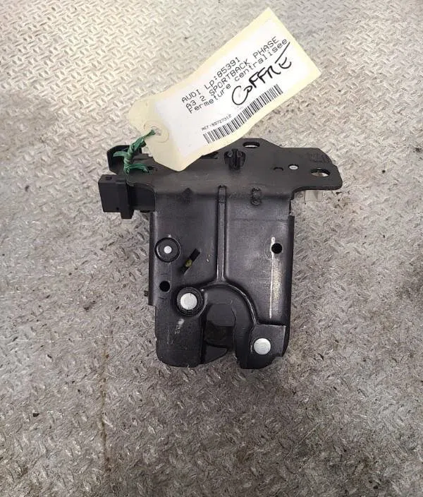 Moteur electrique de hayon-coffre Audi A3 Sportback (8PA) 2.0 tdi 16v (2004-2013) 5 portes occasion