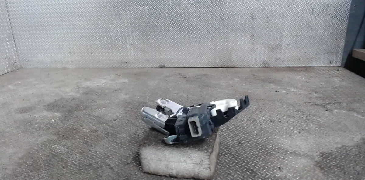 Moteur electrique de hayon-coffre Audi A5 (8T3) 2.7 tdi (2007-2012) occasion