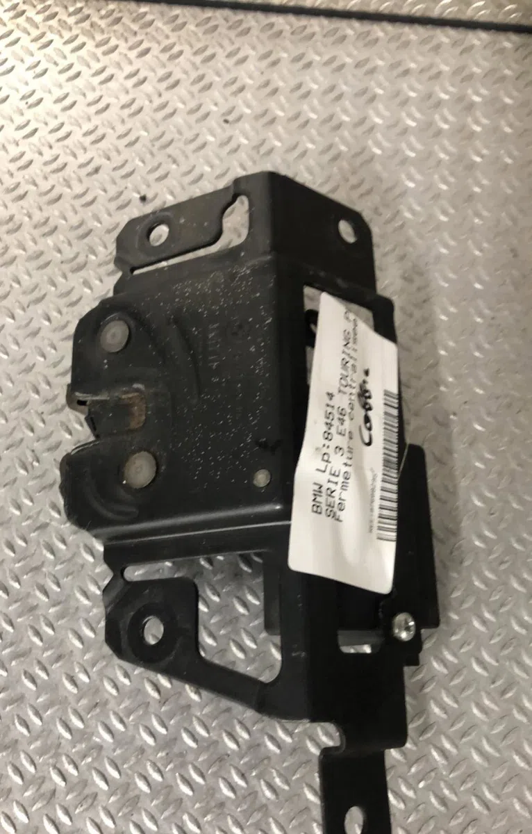 Moteur electrique de hayon-coffre Bmw 3 Touring (E46) 320 i (1999-2000) occasion