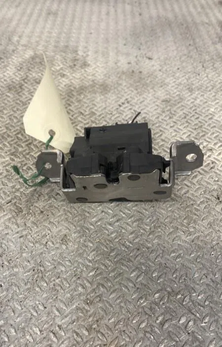 Moteur electrique de hayon-coffre CITROEN C1 2 occasion