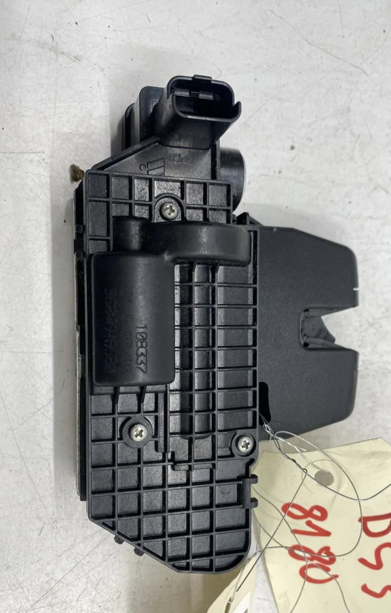 Moteur electrique de hayon-coffre Citroen DS3 (SA_) 1.6 hdi 90 (2009-2015) 3 portes occasion