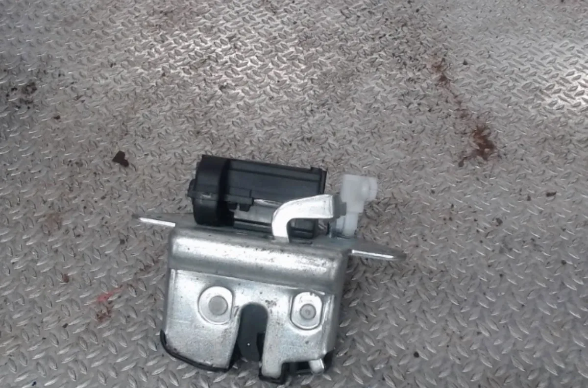 Moteur electrique de hayon-coffre Fiat PANDA (169_) 1.2 (169.axb11, 169.axb1a) (2003) 5 portes occasion
