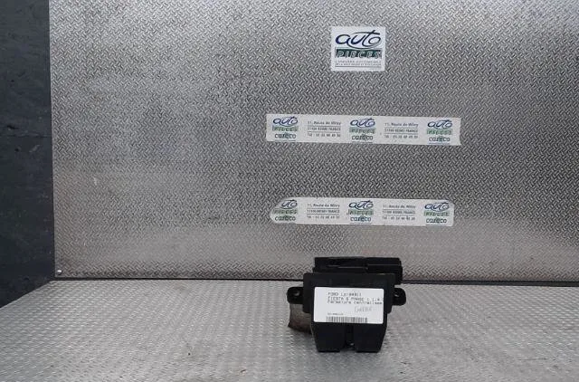 Moteur electrique de hayon-coffre FORD FIESTA 6 FIESTA 6 PHASE 1 occasion