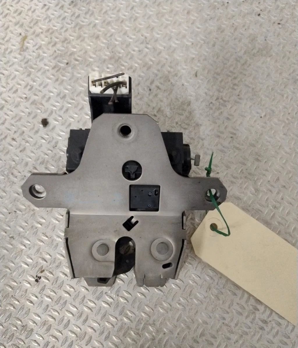 Moteur electrique de hayon-coffre Jaguar XF I (X250) 2.2 d (2011-2015) occasion