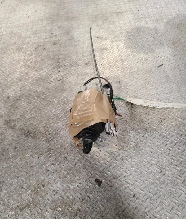 Moteur electrique de hayon-coffre OPEL ZAFIRA A  ZAFIRA A PHASE 2 occasion