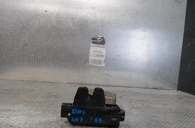 Moteur electrique de hayon-coffre PEUGEOT 407  407 PHASE 2 BREAK occasion