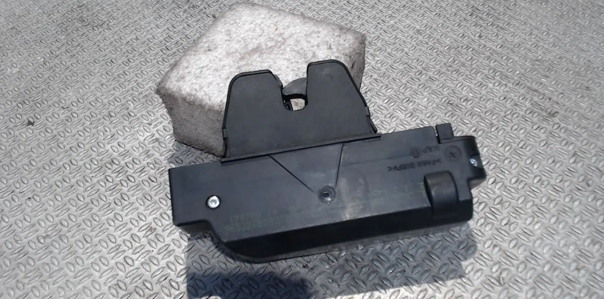 Moteur electrique de hayon-coffre Peugeot 407 (6D_) 1.6 hdi 110 (6d9hzc, 6d9hyc) (2004-2010) occasion