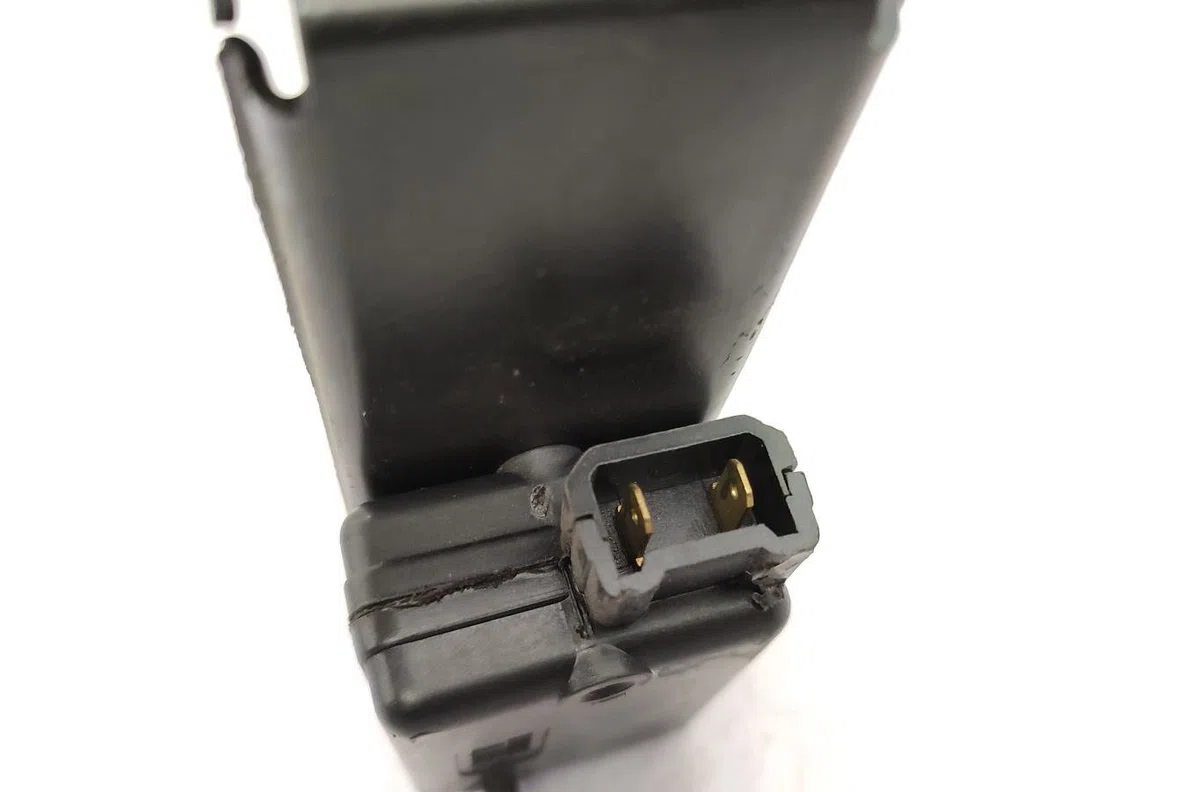 Moteur electrique de hayon-coffre RENAULT R21 PHASE 2 occasion